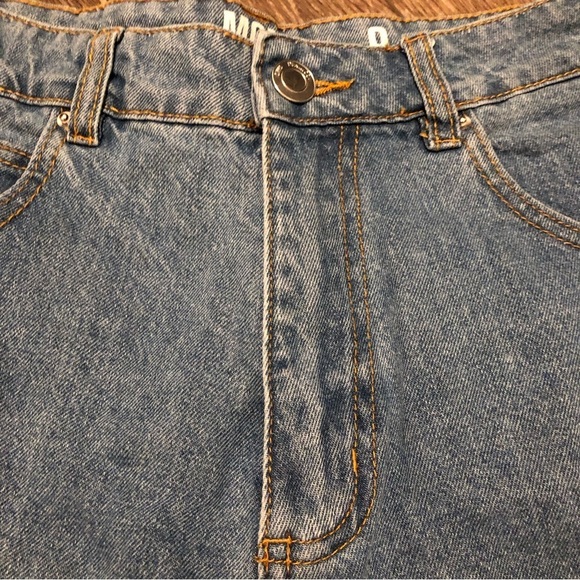 Mom, blue  jean shorts SZ 9 high waist EUC - Picture 2 of 4